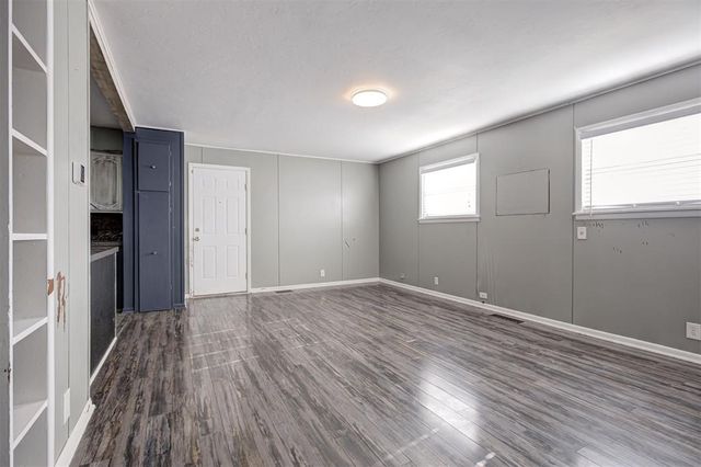 1007 Overland Court, Shawnee, OK 74801