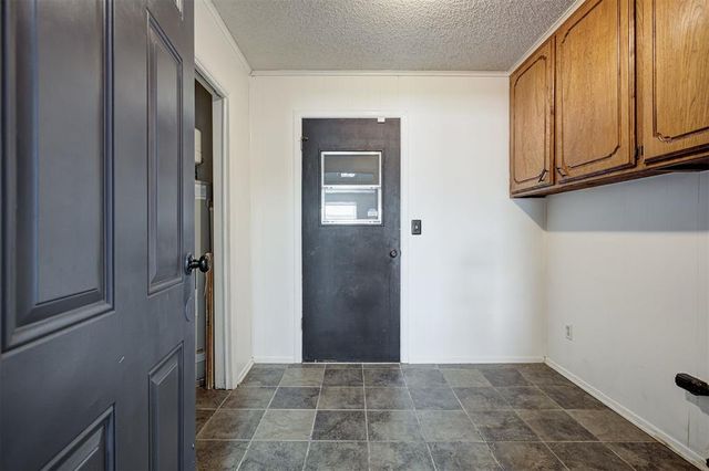 1007 Overland Court, Shawnee, OK 74801