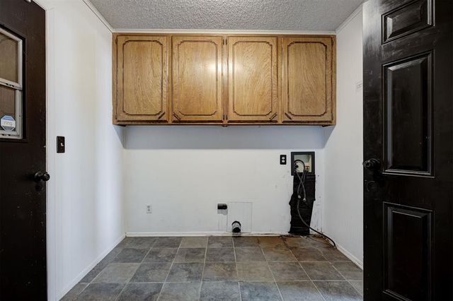 1007 Overland Court, Shawnee, OK 74801