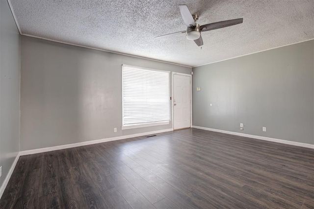1007 Overland Court, Shawnee, OK 74801