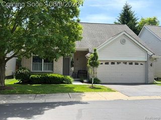 5523 Ashby Court, Waterford Charter Township, MI 48327