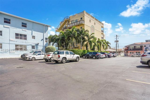 315 Van Buren St 107B, Hollywood, FL 33019