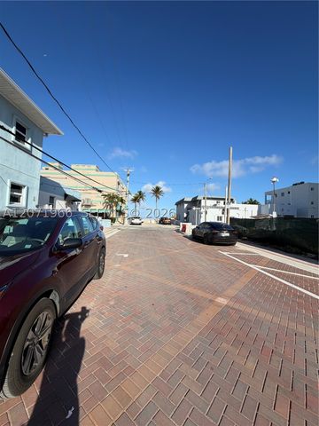 315 Van Buren St 107B, Hollywood, FL 33019