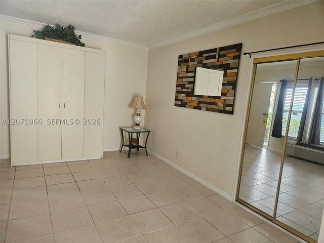 315 Van Buren St 107B, Hollywood, FL 33019