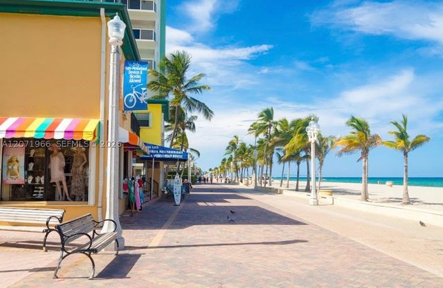 315 Van Buren St 107B, Hollywood, FL 33019