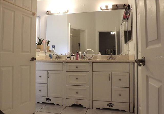 216 SANDHILL CRANE RUN, Orlando, FL 32828