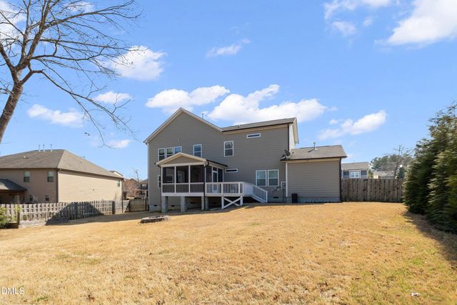 5012 Red Quill Way, Wake Forest, NC 27587