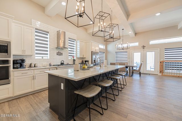 2504 Tony Harper Street, El Paso, TX 79938