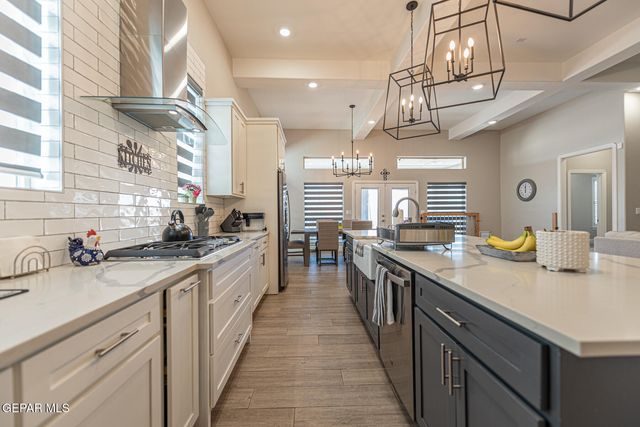 2504 Tony Harper Street, El Paso, TX 79938