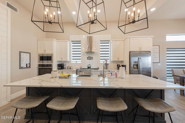 2504 Tony Harper Street, El Paso, TX 79938