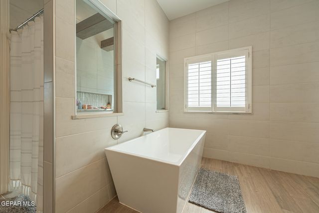 2504 Tony Harper Street, El Paso, TX 79938