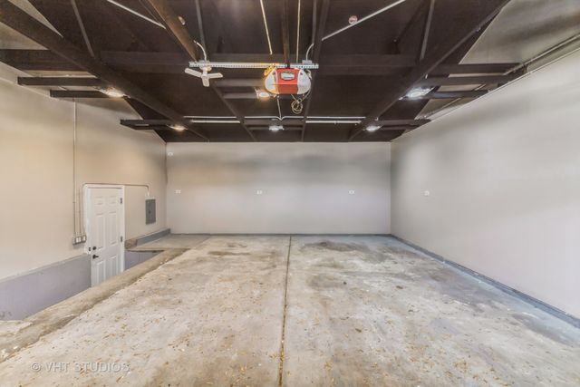 8300 S 79th Court, Justice, IL 60458