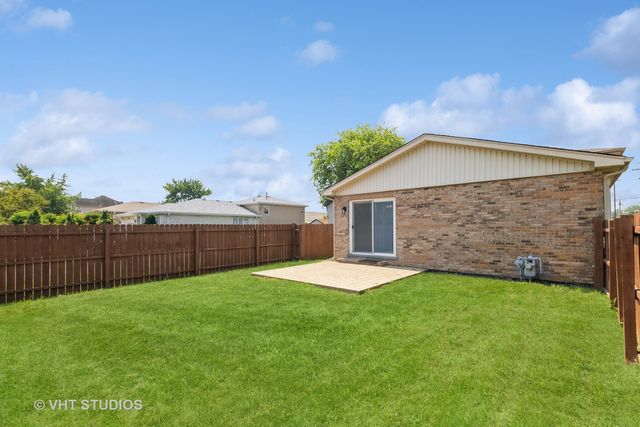 8300 S 79th Court, Justice, IL 60458