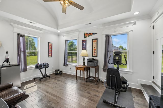 2104 Williamsport Pike, Columbia, TN 38401