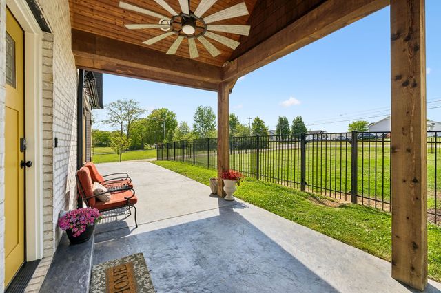 2104 Williamsport Pike, Columbia, TN 38401