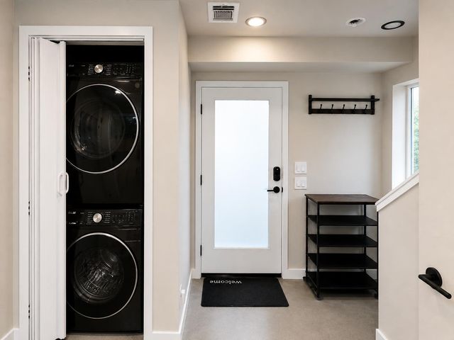 913 Duncan LN 201, Austin, TX 78705