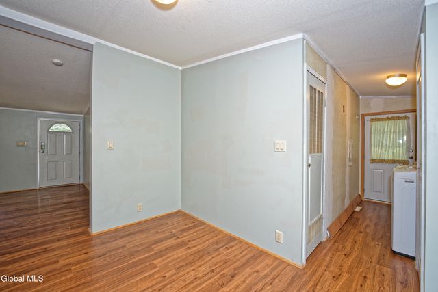 128 State Highway 5S, Amsterdam, NY 12010