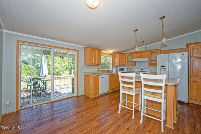 128 State Highway 5S, Amsterdam, NY 12010