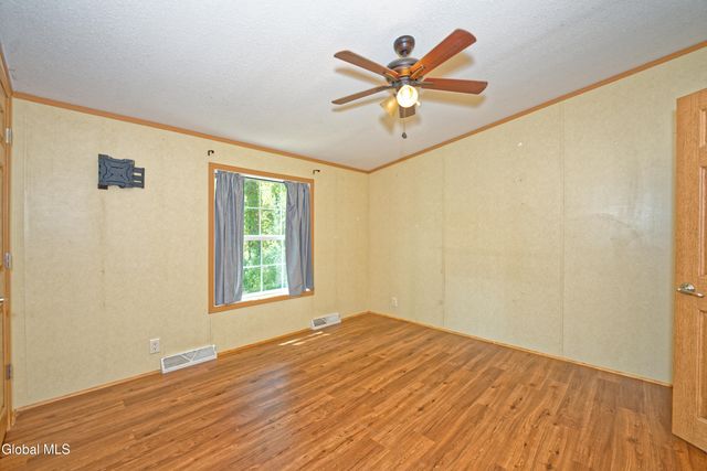 128 State Highway 5S, Amsterdam, NY 12010