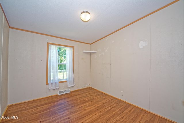 128 State Highway 5S, Amsterdam, NY 12010