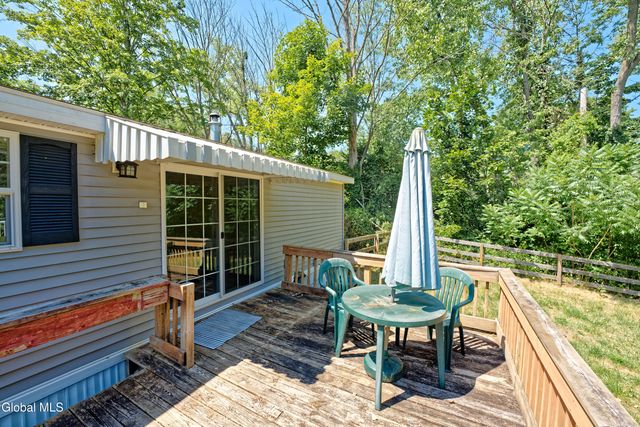 128 State Highway 5S, Amsterdam, NY 12010