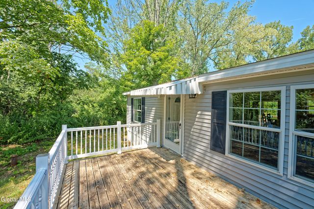 128 State Highway 5S, Amsterdam, NY 12010