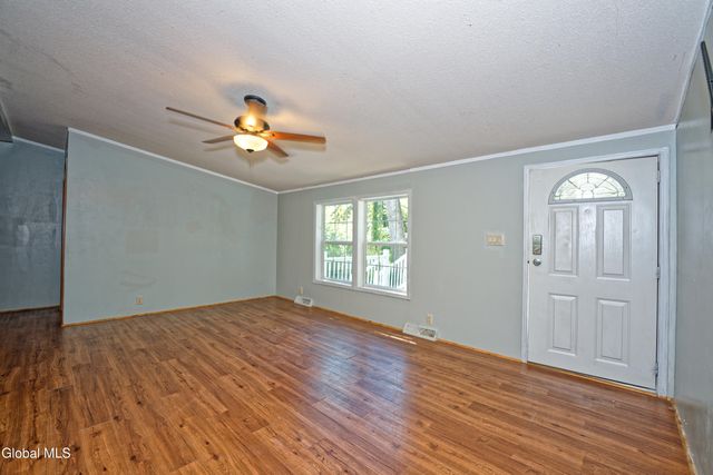 128 State Highway 5S, Amsterdam, NY 12010