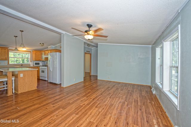 128 State Highway 5S, Amsterdam, NY 12010