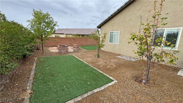 230 White Burch Lane, Pahrump, NV 89048