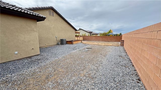 230 White Burch Lane, Pahrump, NV 89048