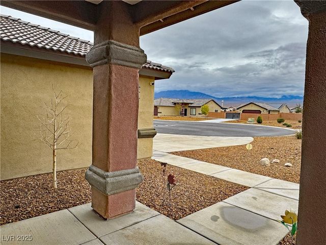 230 White Burch Lane, Pahrump, NV 89048