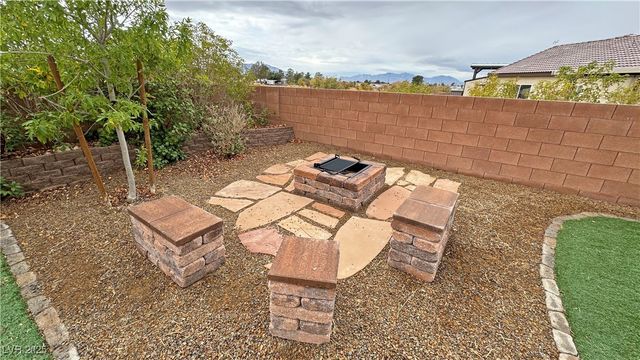 230 White Burch Lane, Pahrump, NV 89048