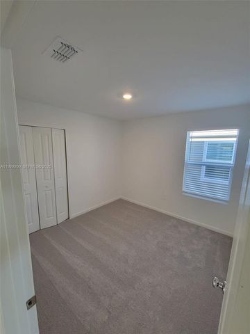 3671 Hardman Dr, Lake Wales, FL 33853