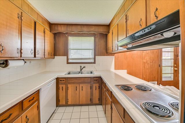 242 Maywood Drive, Martinez, GA 30907