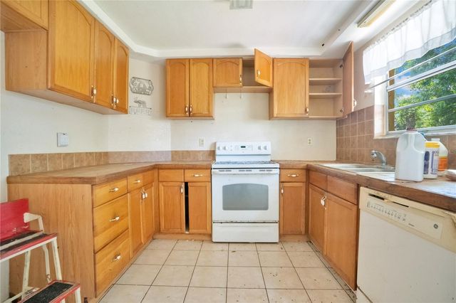 7007 NOVA SCOTIA DRIVE, Port Richey, FL 34668