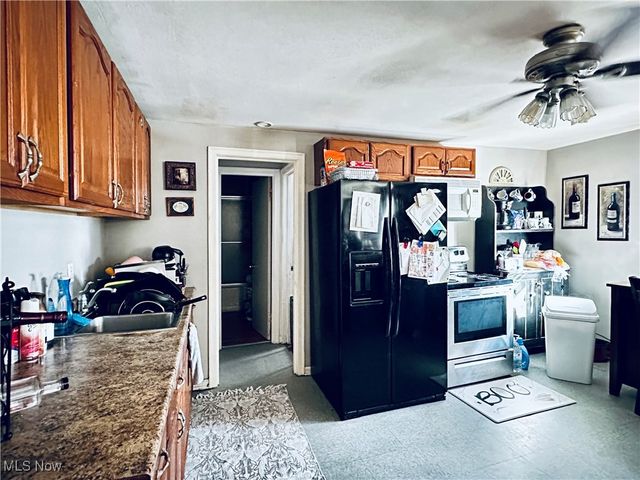 3177 Elyria Avenue, Lorain, OH 44055