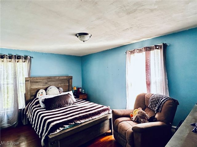 3177 Elyria Avenue, Lorain, OH 44055