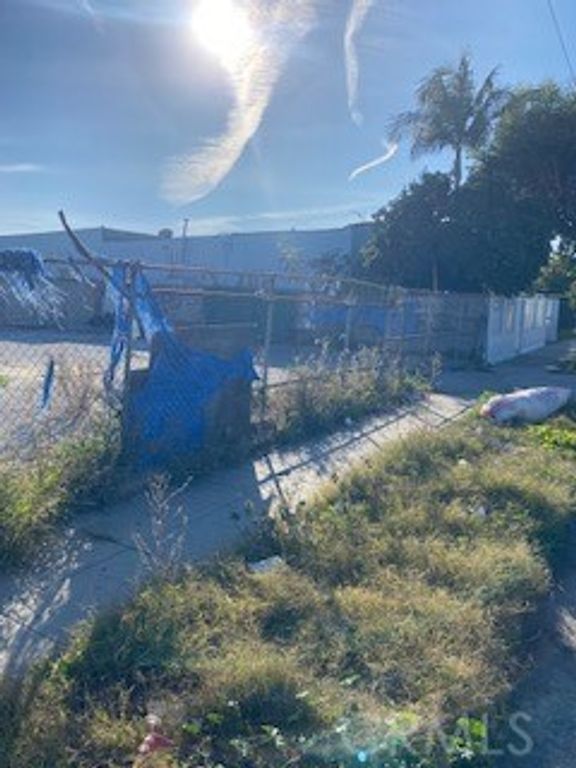 9200 Firth, Los Angeles, CA 90002 — photo 3