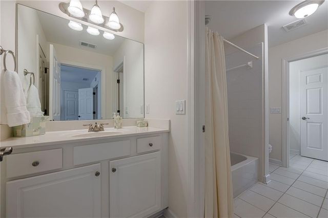 1735 Woodberry Run Drive, Snellville, GA 30078