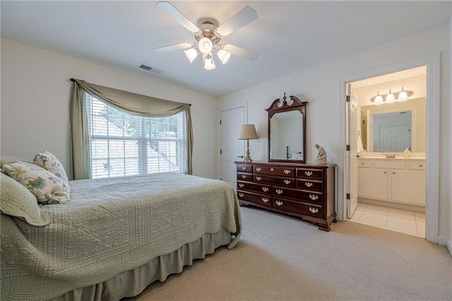 1735 Woodberry Run Drive, Snellville, GA 30078