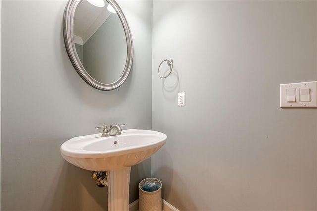 1735 Woodberry Run Drive, Snellville, GA 30078