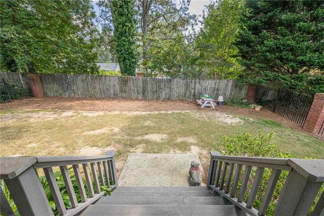 1735 Woodberry Run Drive, Snellville, GA 30078