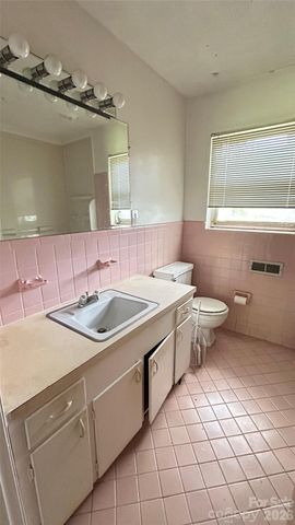 3520 Winslow Drive 1 & 2, Charlotte, NC 28269