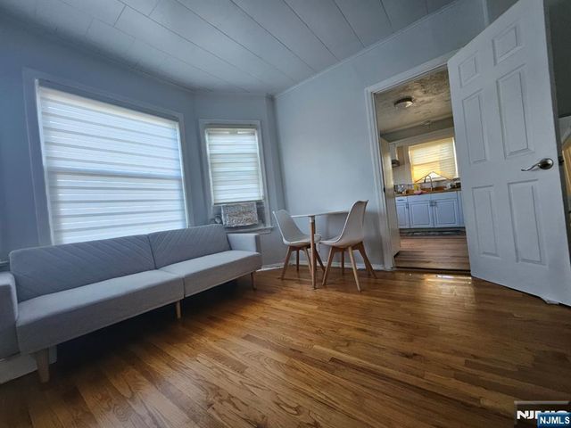 110 E Harriet Avenue 2F, Palisades Park, NJ 07650