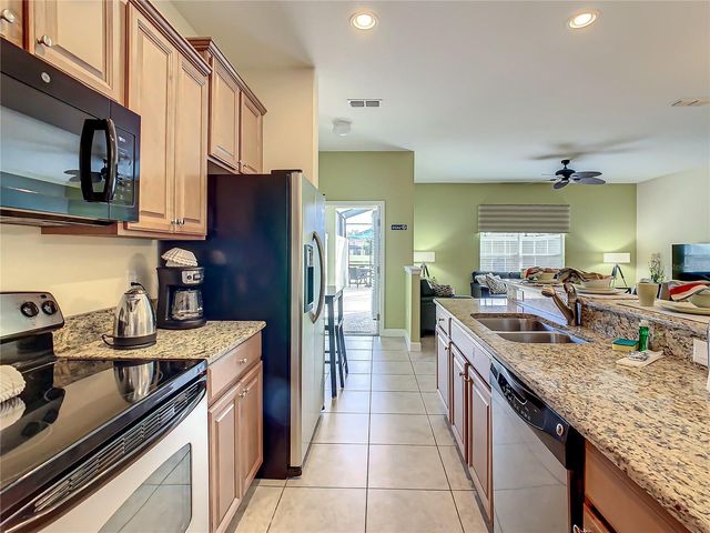 3039 BEACH PALM AVENUE, Kissimmee, FL 34747