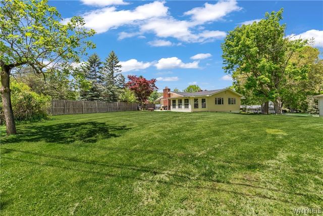 8667 Bonview, Clarence, NY 14221