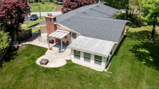 8667 Bonview, Clarence, NY 14221
