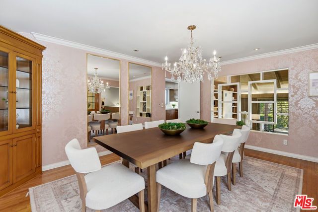 11356 Thurston Circle, Los Angeles, CA 90049