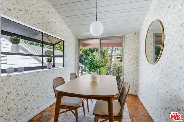 11356 Thurston Circle, Los Angeles, CA 90049