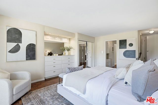 11356 Thurston Circle, Los Angeles, CA 90049